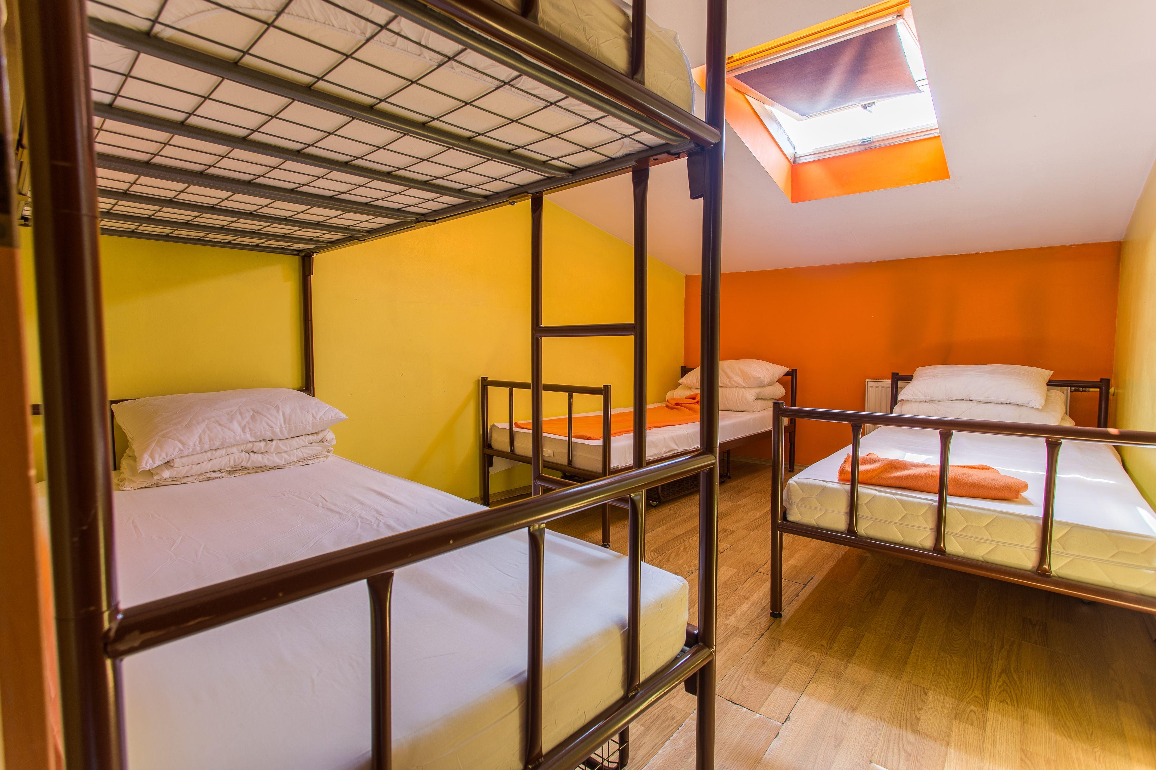 Let'S Rock Party Hostel! Age Limit From 18 Until 40! — Foto’s 2
